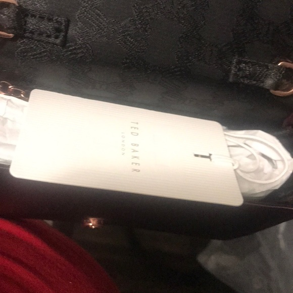 Authentic Ted Baker London purse - Picture 8 of 8
